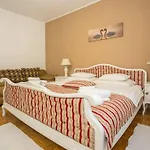 With 2 Bedrooms 펜션
