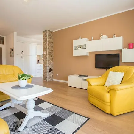 With 2 Bedrooms